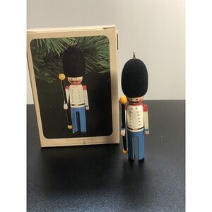 1982 Hallmark Clothespin‎ Soldier British Ornament 1st in Series Vintage